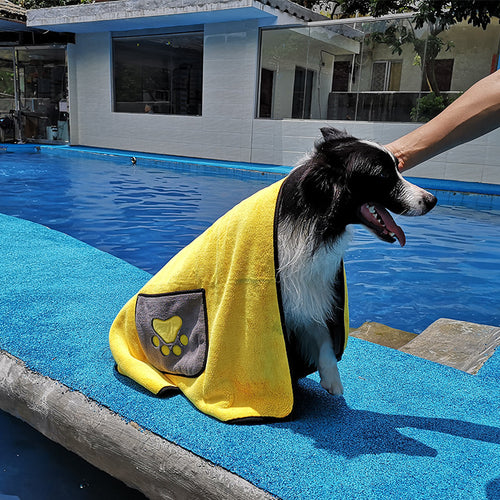 Absorbent Pet Bath Towel – Double-Sided Dog & Cat Bathrobe